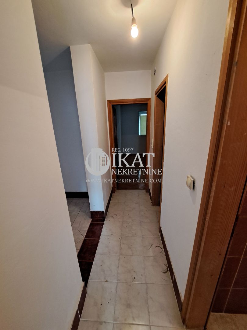 Zemun, Batajnica, stan, 63m2 ID#3736