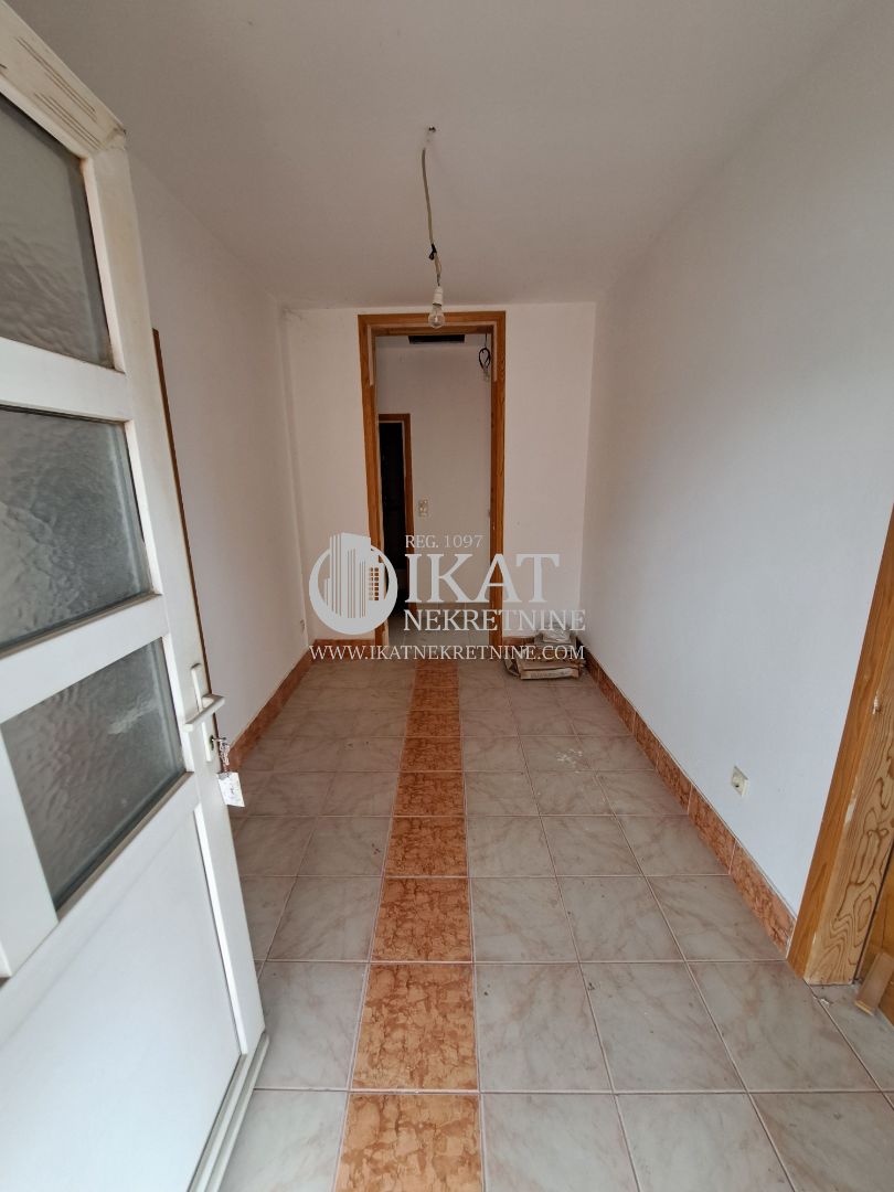 Zemun, Batajnica, stan, 82m2 ID#3735