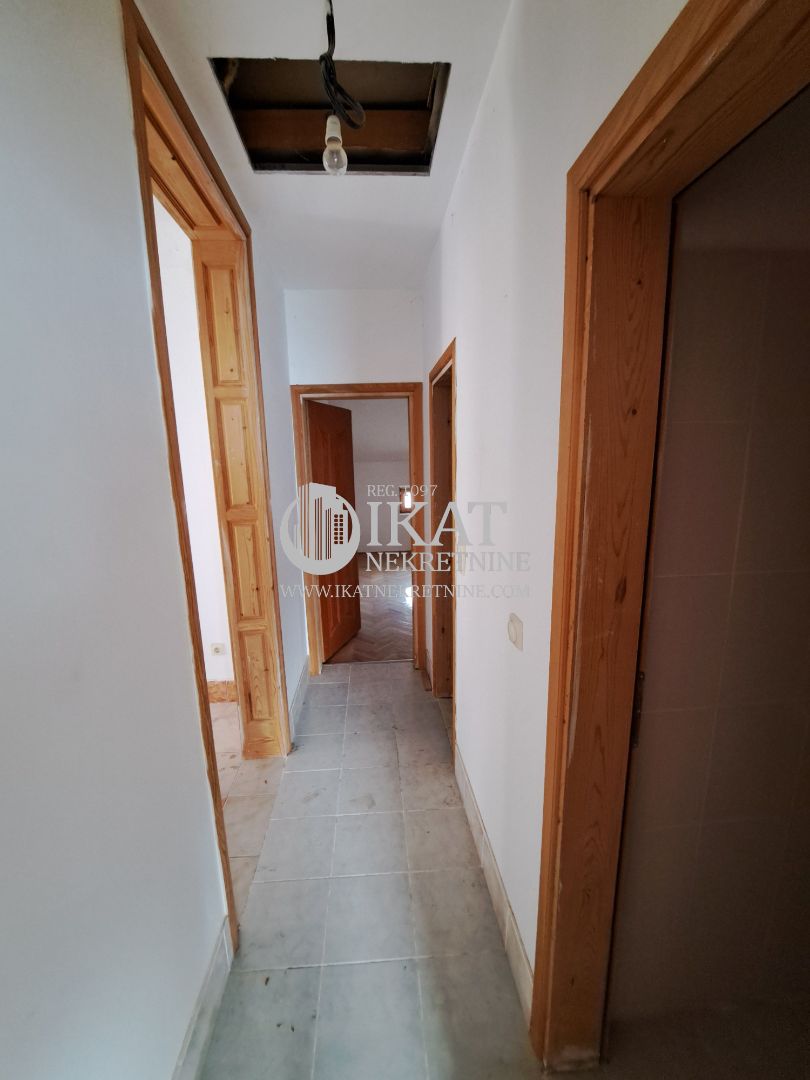 Zemun, Batajnica, stan, 82m2 ID#3735