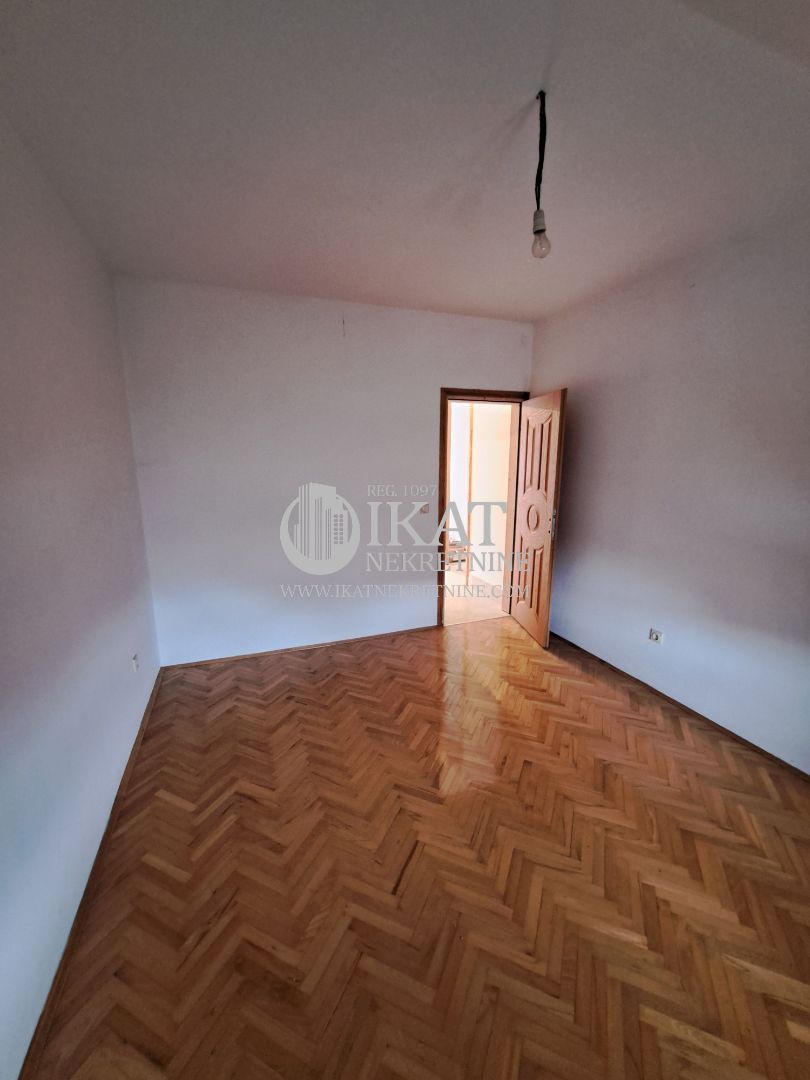 Zemun, Batajnica, stan, 82m2 ID#3735