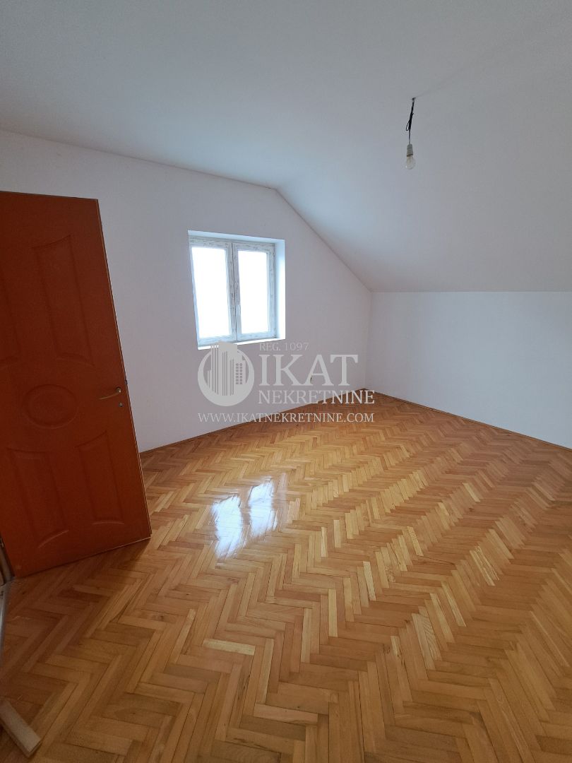 Zemun, Batajnica, stan, 82m2 ID#3735