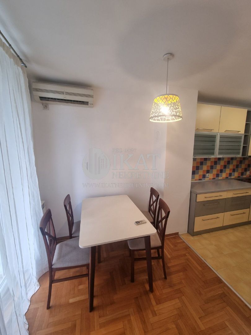 Zemun, Radnička 60m2 dvosoban stan ID#3824