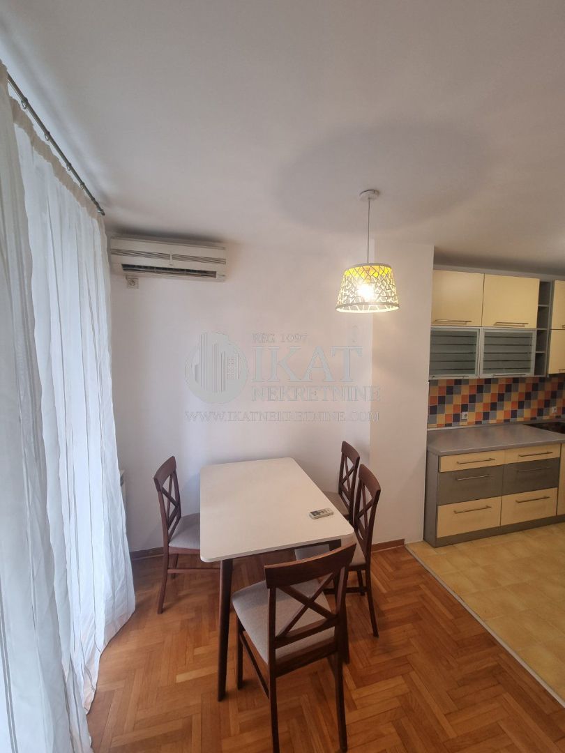 Zemun, Radnička 60m2 dvosoban stan ID#3824