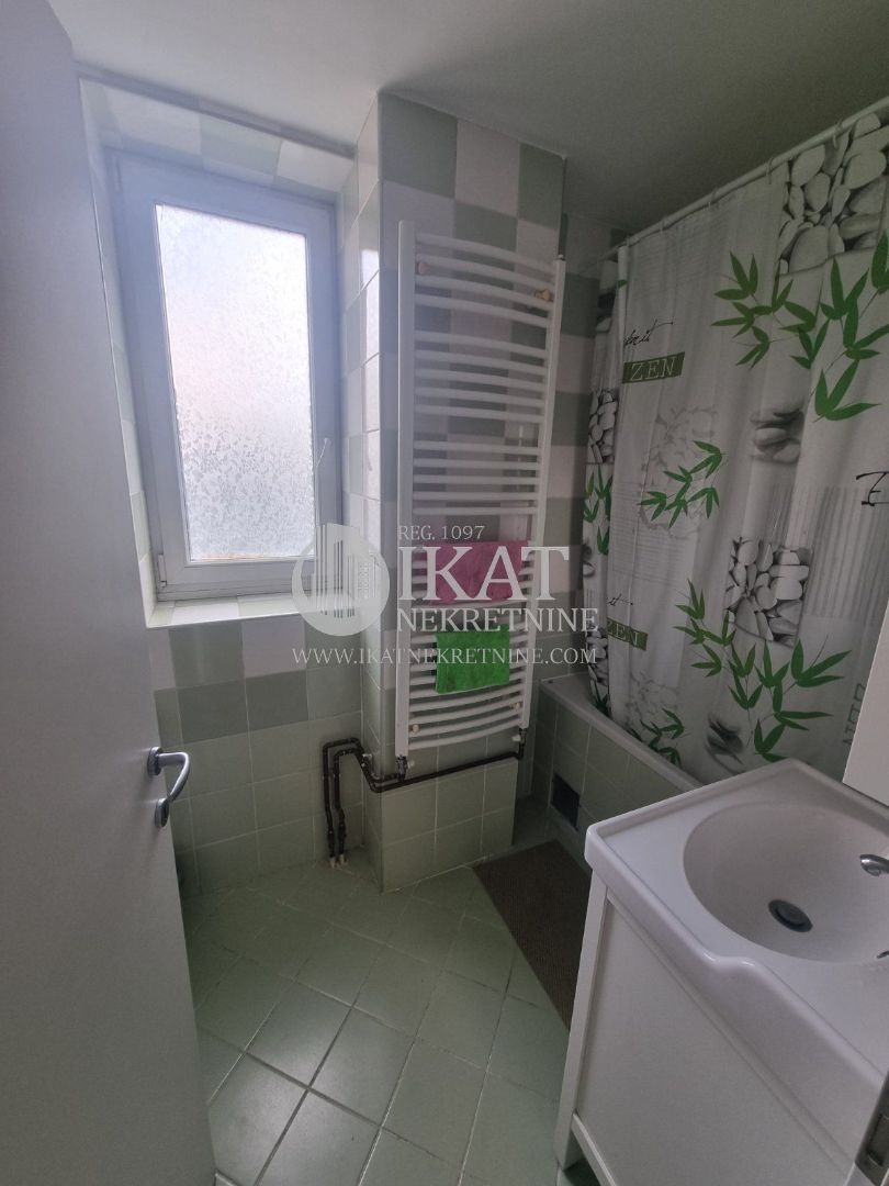 Zemun, Radnička 60m2 dvosoban stan ID#3824