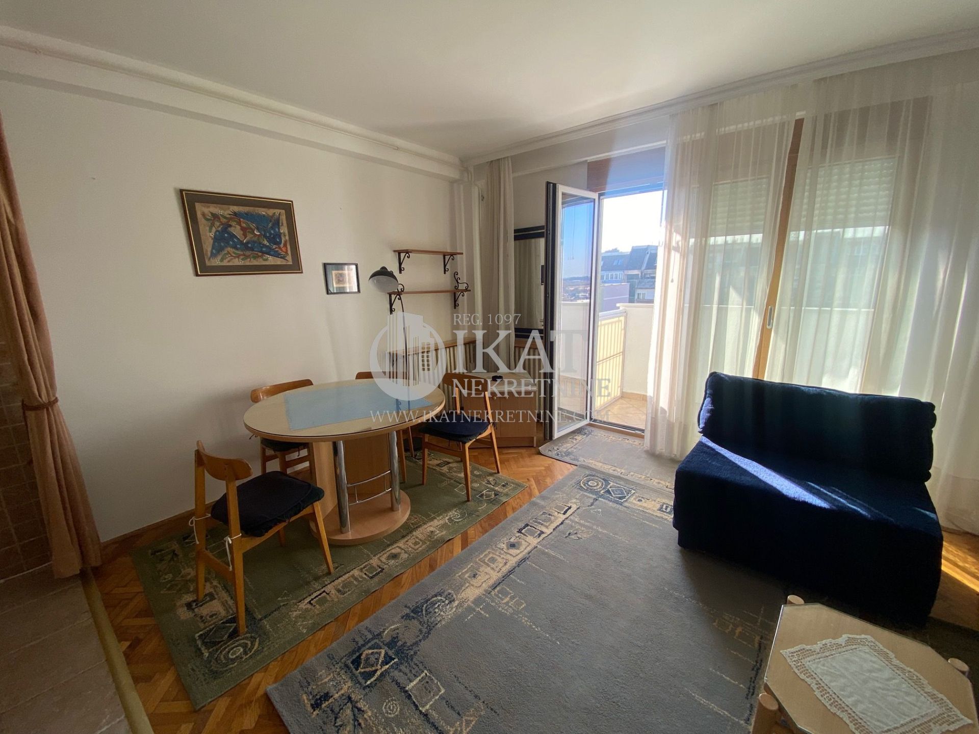 Vračar, Crveni krst 28m2 kod pozorišta ID#3830 420 €