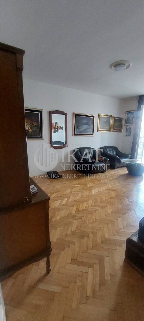 Voždovac, Vojvode Stepe, 70m2 + terasa ID#3849