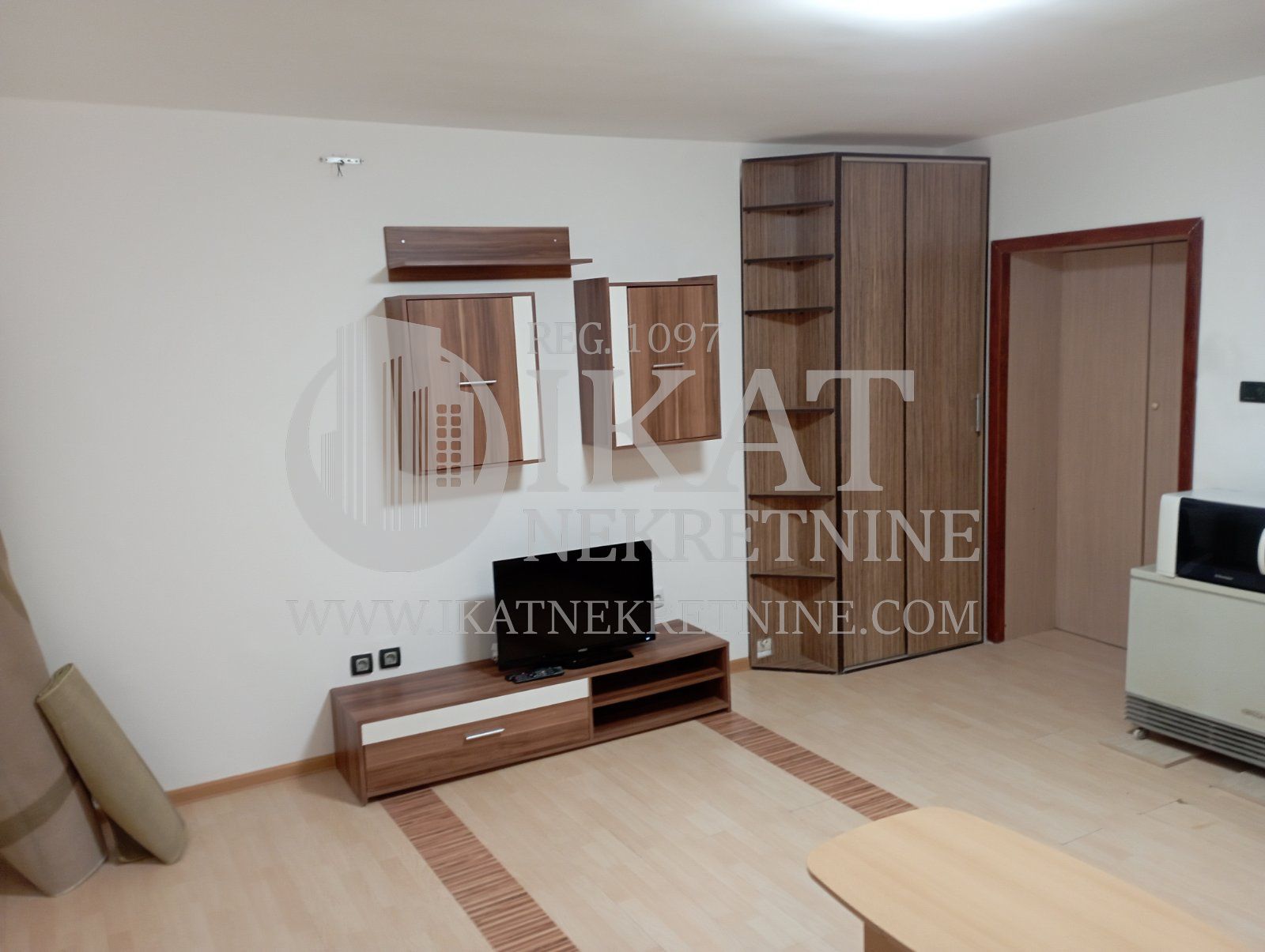 Odlična lokacija, Dorćol, 30m2, renoviran ID#3857