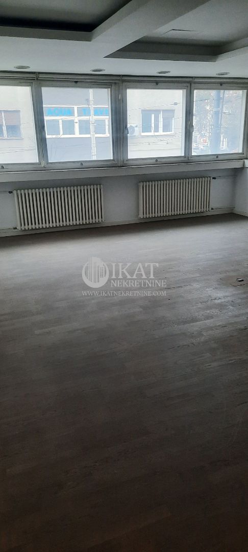 Vračar, poslovni prostor 350m2 na korak od Tašmajdana i Slavije ID#4027